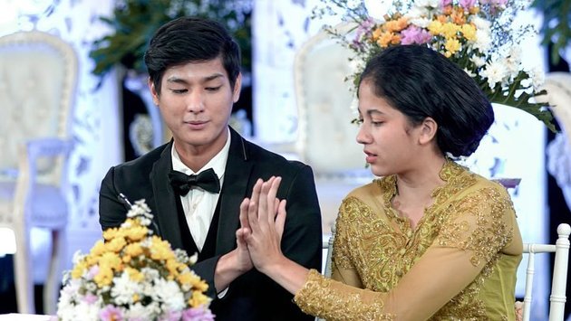 6 Pictures of Tiana and Andre 'KEAJAIBAN CINTA' Being Affectionate While Showing Off Their Marriage Certificate, Making Netizens Emotional - Questioning Darwin's Fate