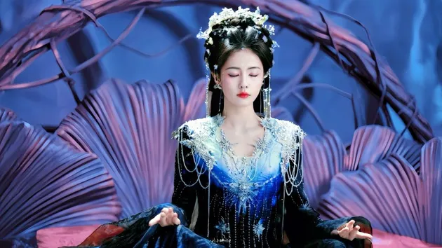 Drama MOONLIGHT MYSTIQUE