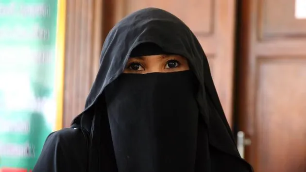 seleb kena santet, seleb yang terkena santet