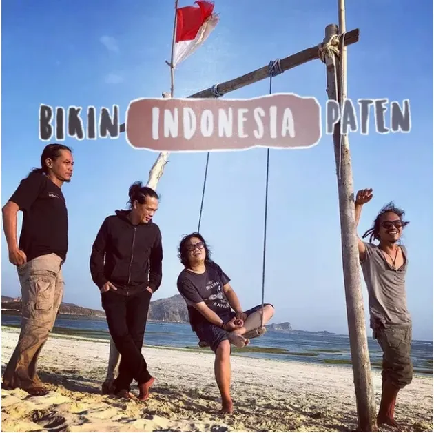 Band legendaris yakni BIP ternyata juga jarang didengar oleh penikmat musik. Band yang dibentuk oleh tiga personelnya yakni Bongki Indra Q dan Pay Burman rupanya kembali menghibur alias tampil main di panggung besar Synchronize Fest sehingga para fans terobati dengan penampilan band legendaris ini.