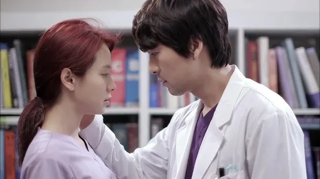 Drama EMERGENCY COUPLE