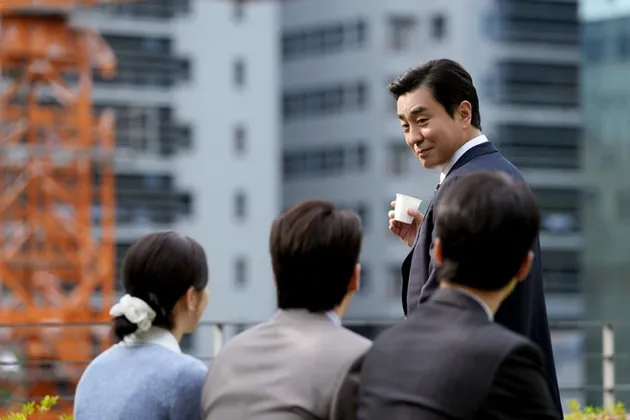 THE DREAM LIFE OF MR. KIM