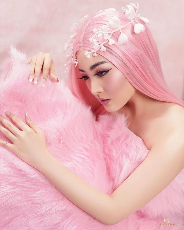7 Beautiful Photos of Natasha Wilona in a Pink-themed Photoshoot, Called a Living Barbie - Resembling Cotton Candy