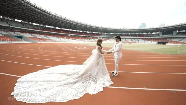 Atta dan Aurel prewed di GBK