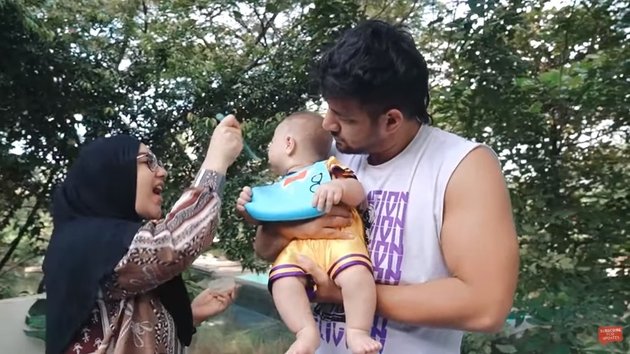 7 Moments of Baby Air, Irish Bella's Child, First Time Eating, Facial Expressions Make You Adorable - Devour From Beginning to End