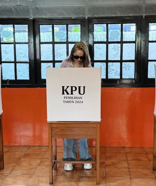 Bunga Citra Lestari nyoblos Pilkada 2024