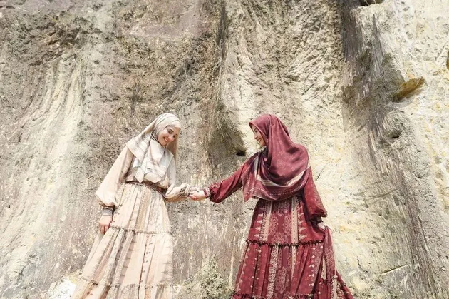  Laudya Cynthia Bella dan Shireen Sungkar Photoshoot