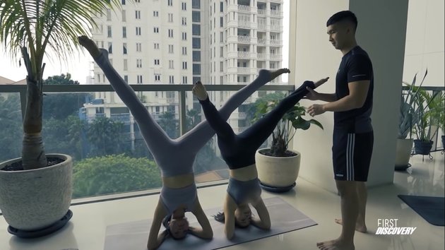 7 Challenging Yoga Poses of Nikita Willy, Including Intimate Pose with Husband