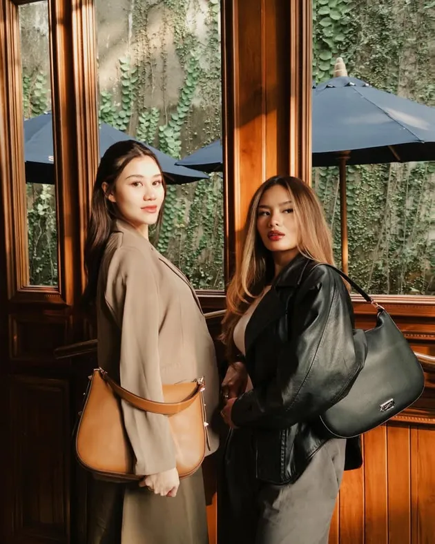 Aaliyah Massaid dan Zahwa Massaid kompak