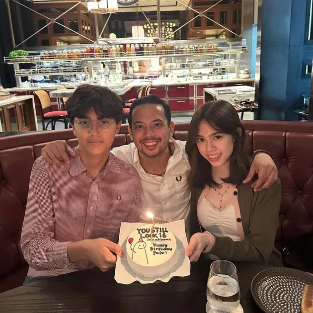 Adilla Dimitri Rayakan Ultah Bareng Dua Anaknya