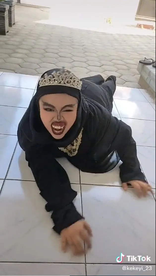 7 Photos Of Kekeyi s Bizarre Actions That Stirred Netizens Sleepy Pose 7 Photos Of Kekeyi s Bizarre Actions That Stirred Netizens Sleepy Pose