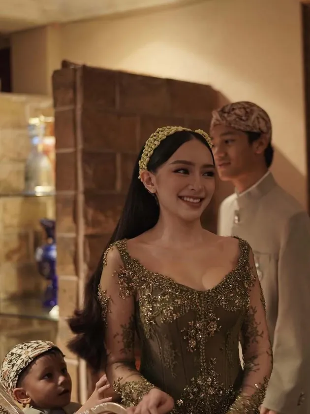 Amanda Zahra sebelum prosesi siraman