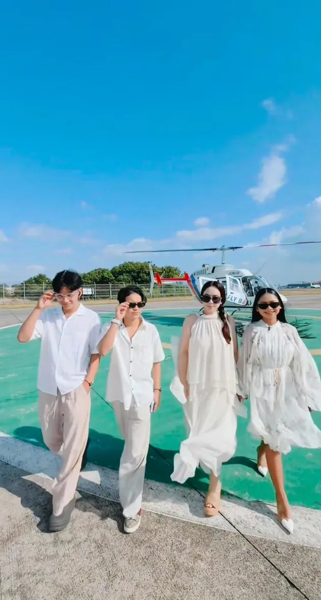 April DA7, Arbil DA7, dan Maharani Kemala menuu Bali naik helikopter