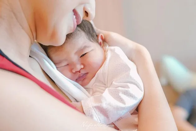 Baby Sere Anak Sylvia Fully