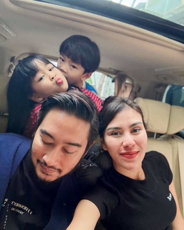 7 Portraits of Syahnaz - Jeje's Happiness with His Twin Children, Warm Again After Infidelity Storm