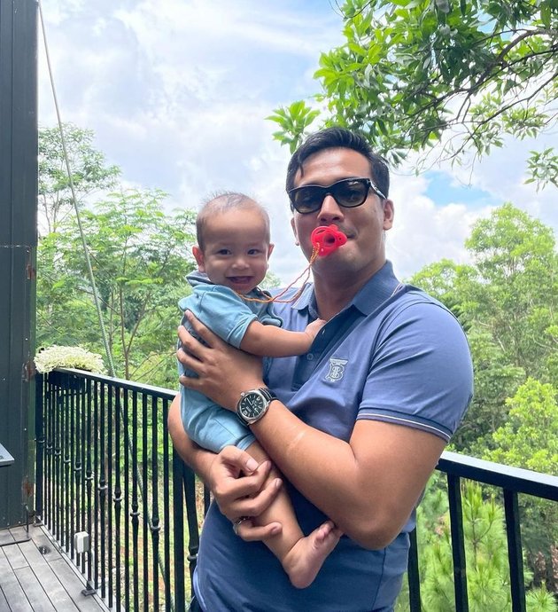7 Portraits of Bibi Ardiansyah, Vanessa Angel's Husband, When Taking Care of Baby Gala Sky, Such a Family Man - Still Finds Time to Carry Despite Being Busy Making Money