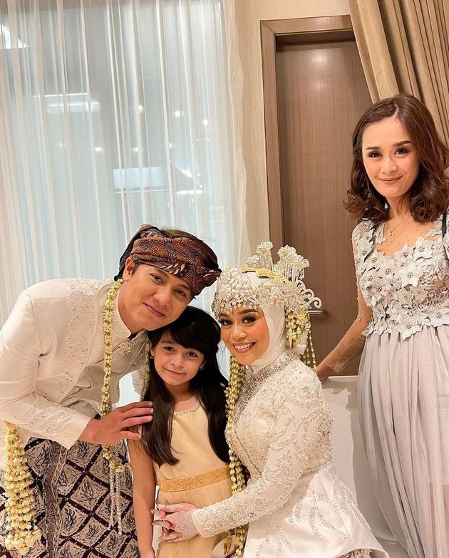 7 Beautiful Portraits of Amabel 'Anak Leslar' When Attending the Wedding, Mentioning Bunda Lesti and Papa Billar