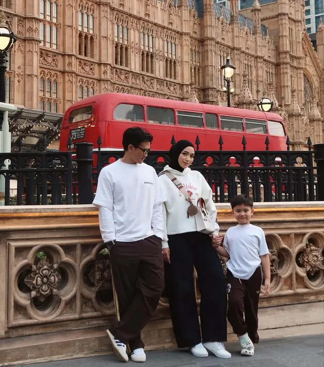 Citra Kirana Liburan ke Macau 