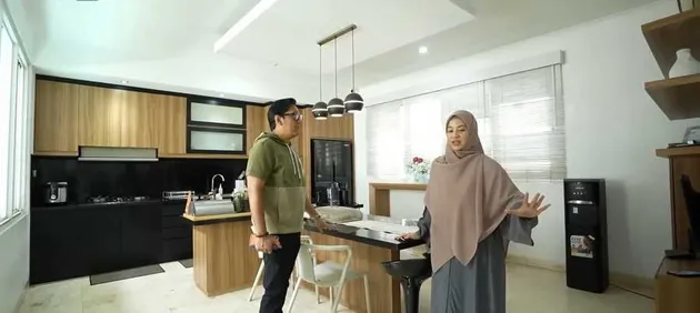 Dapur Natasha Rizky tertata rapi