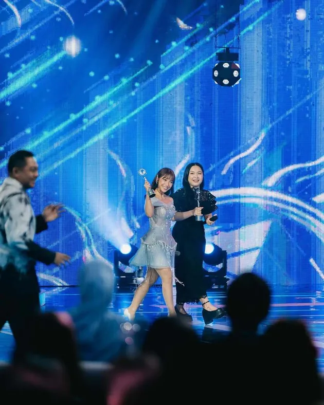 Dinda Kirana di SCTV Award 2024
