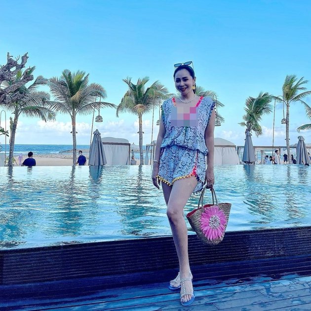 7 Portraits of Femmy Permatasari's Style During Vacation in Bali, Confidently Wearing Swimsuit and Low-Cut Tops - Admits to Gaining Weight