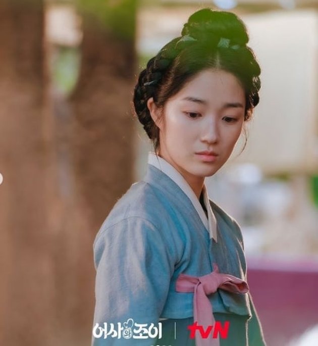 7 Adorable Photos of Actress Kim Hye Yoon in the Drama 'SECRET ROYAL INSPECTOR JOY'