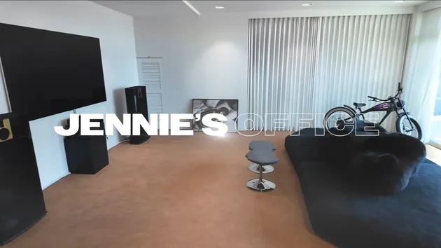 Kantor Mewah Jennie BLACPINK