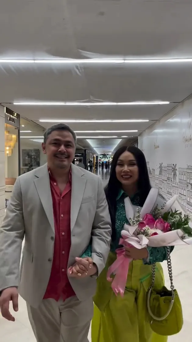 Kebersamaan Thomas Djorghi dan Titi DJ 