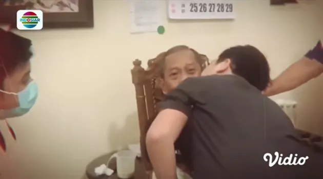 Pootret Zhovan temani Tukul Arwana.