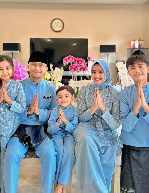 Keluarga Hengky Kurniawan saat Lebaran tampil ceria