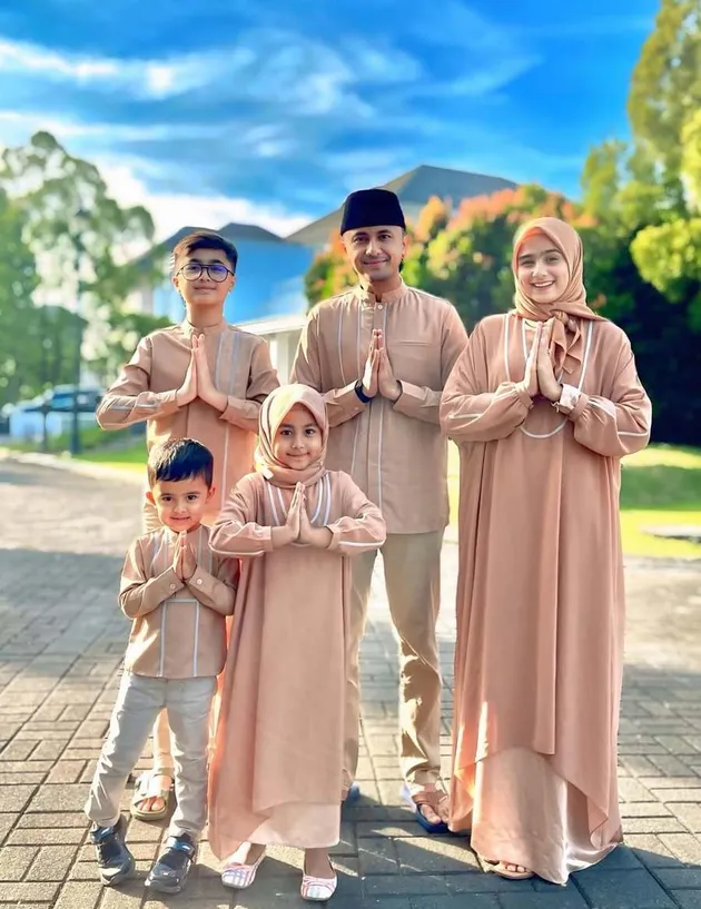 Keluarga Hengky Kurniawan saat Lebaran penuh kehangatan