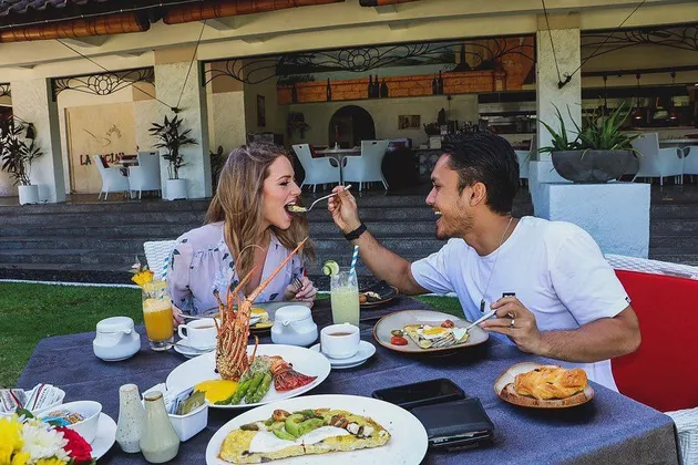 istri randy pangalila, randy pangalila menikah, berita randy pangalila