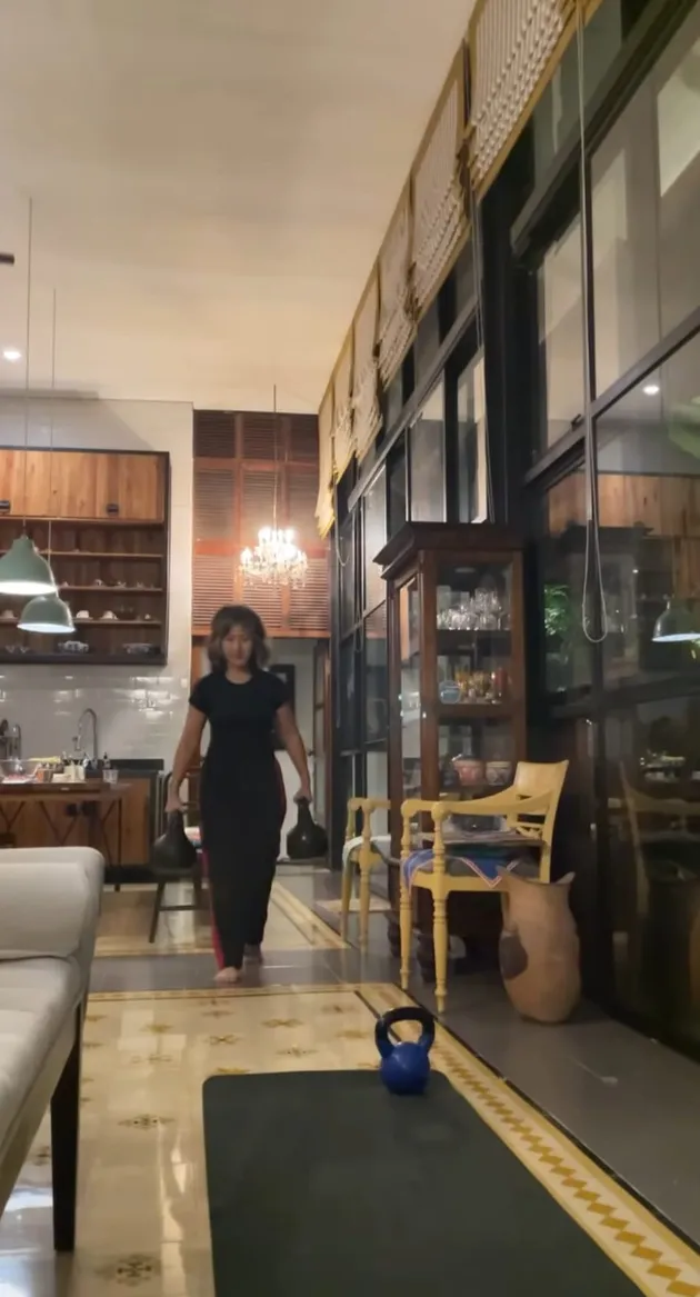 Widi Mulia bersiap olahraga setelah Sahur Pertama 