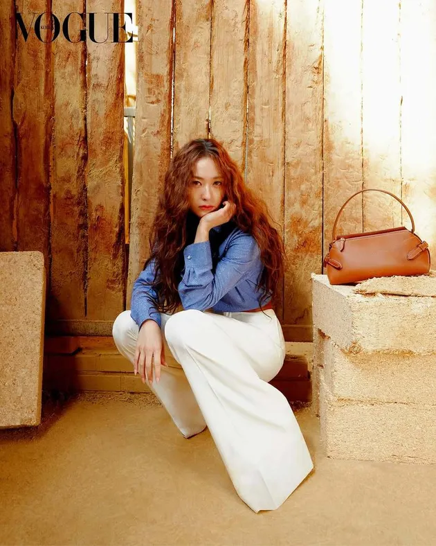 Pemotretan Terbaru Krystal Jung