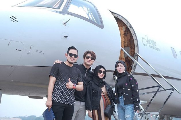 7 Portraits of Lesti and Rizky Billar Riding a Private Jet to Malang - East Java, Showing Affection by Kissing the Forehead - Making Netizens Emotional