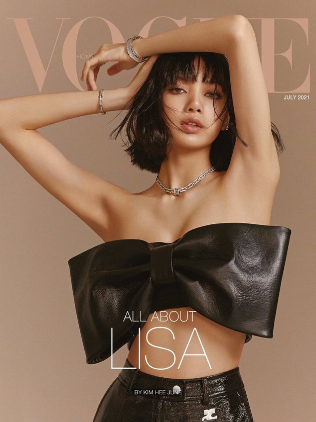 7 Portraits of Lisa Blackpink in the Latest Edition of Vogue Hong Kong, Wearing Bralette to Transparent Outfit