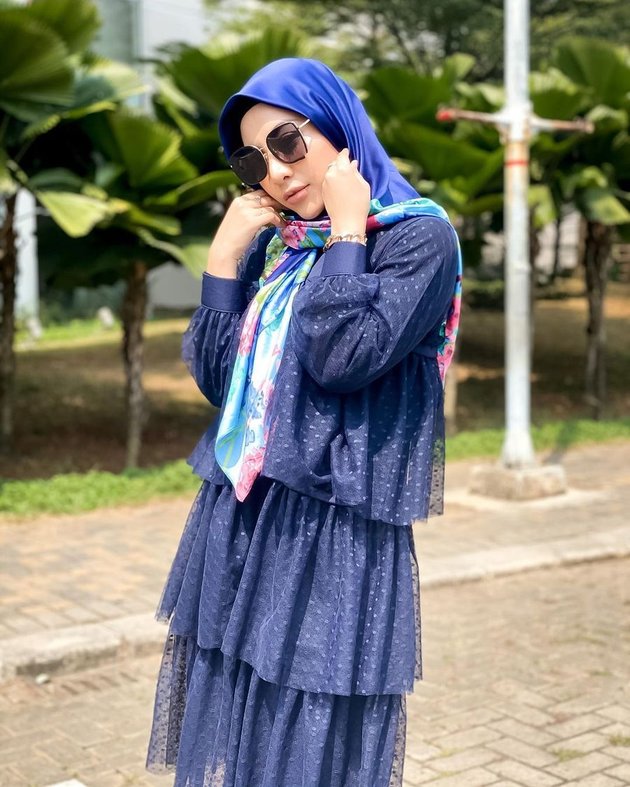 7 Portraits of Liza Aditya, a Singer who was Once Rumored to be Close to Atta Halilintar, Now Wearing Hijab - Engaged in Beauty Business and Cleaning Services