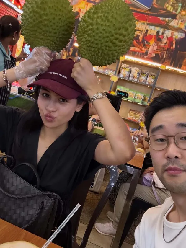 Maudy Ayunda nikmati liburan