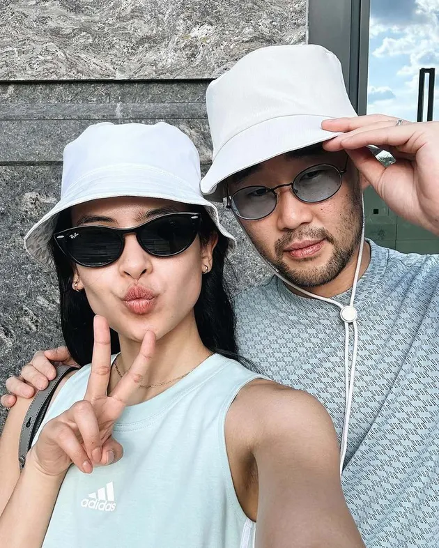 Maudy Ayunda Rayakan Valentine Bareng Suami