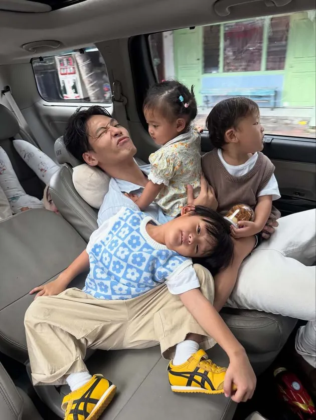 Potret Na Daehoon dan anak