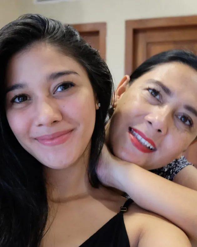 Naysilla Mirdad dan Lydia Kandou