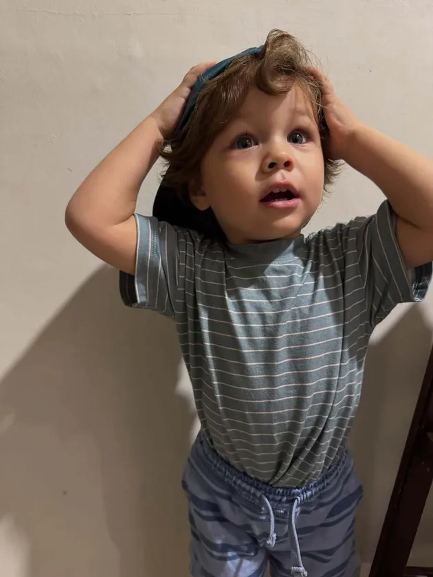 Potret Noah Anak Stefan William dan Ria Andrews 