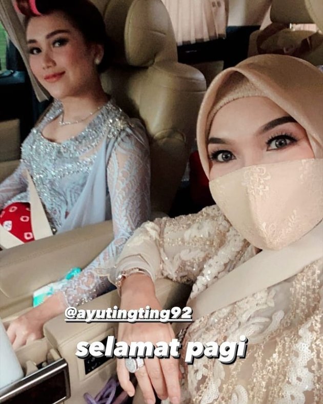 7 Portraits of Ayu Ting Ting's Appearance Attending Lesti and Rizky Billar's Wedding Ceremony, Accompanied by Both Parents - Previously Admitted to Trauma in Marriage