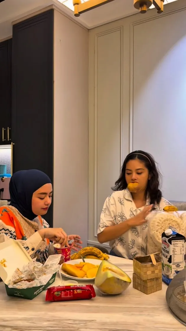 Persahabatan Tika Ramlan dan Tiwi 