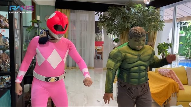 7 Portraits of Raffi Ahmad Becoming Power Rangers, Fighting with Babe Cabita - Shocking Rafathar