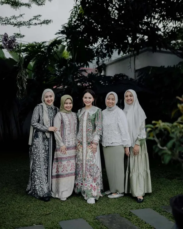 Rossa di rumah orangtuanya.