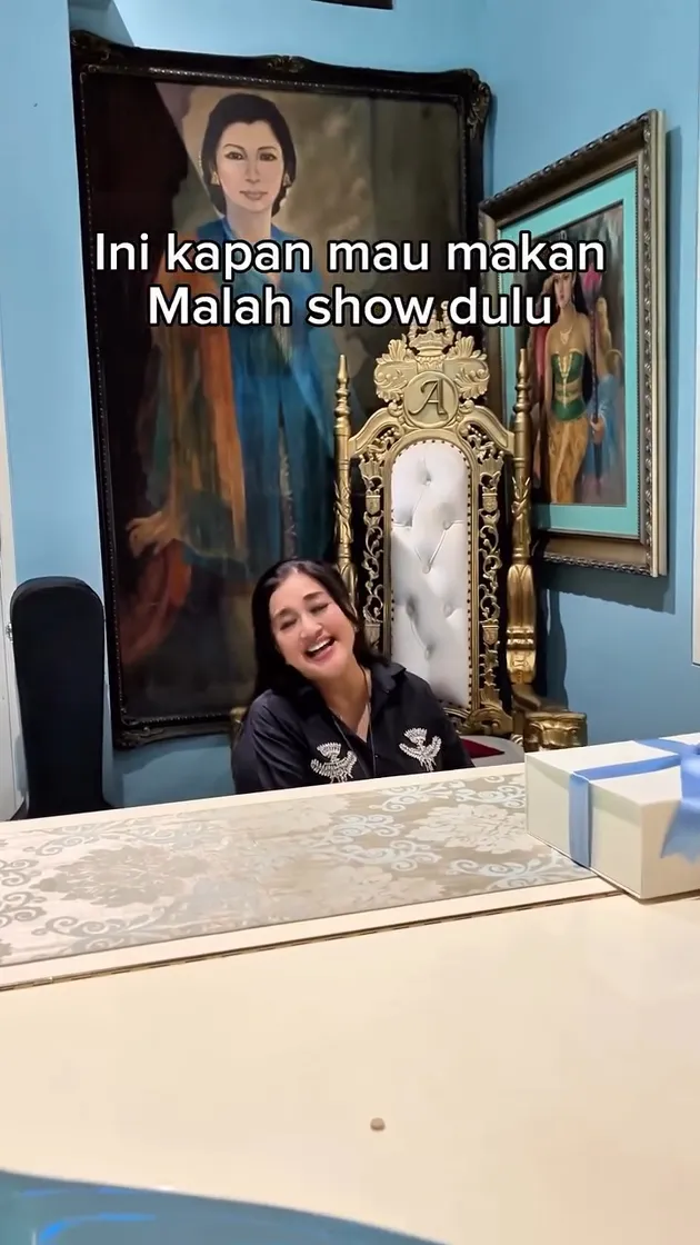 lukisan Rumah Paramitha Rusady 