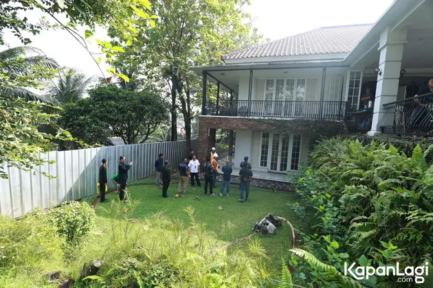 Potret Rumah Utama Atalarik Syach yang Juga Akan Dieksekusi