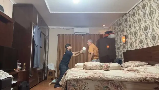 Fadil Jaidi bangunkan Pak Muh