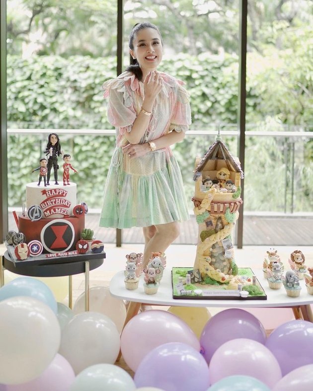 7 Portraits of Sandra Dewi who is now 38 years old, Looks Beautiful and Charming at Birthday Celebration - Showing Beautiful Skin and Diamonds from Husband